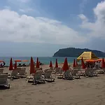 Grand Horizon