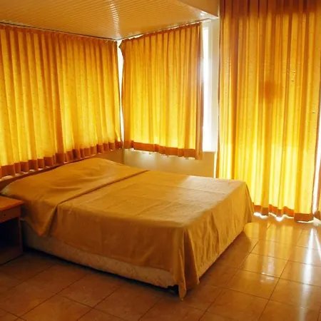 Hotel Grand Horizon